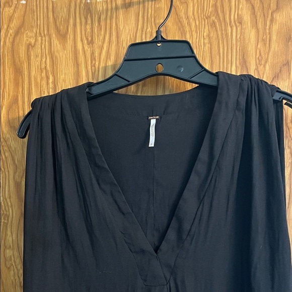 Free People Black Blouse Top Sleeveless Oversized Lined High Low size S - Picture 6 of 12